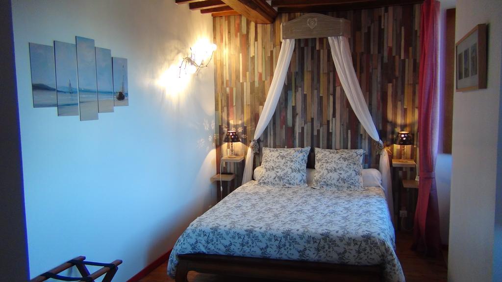 Le Clos Des Tilleuls La Vendelée Esterno foto
